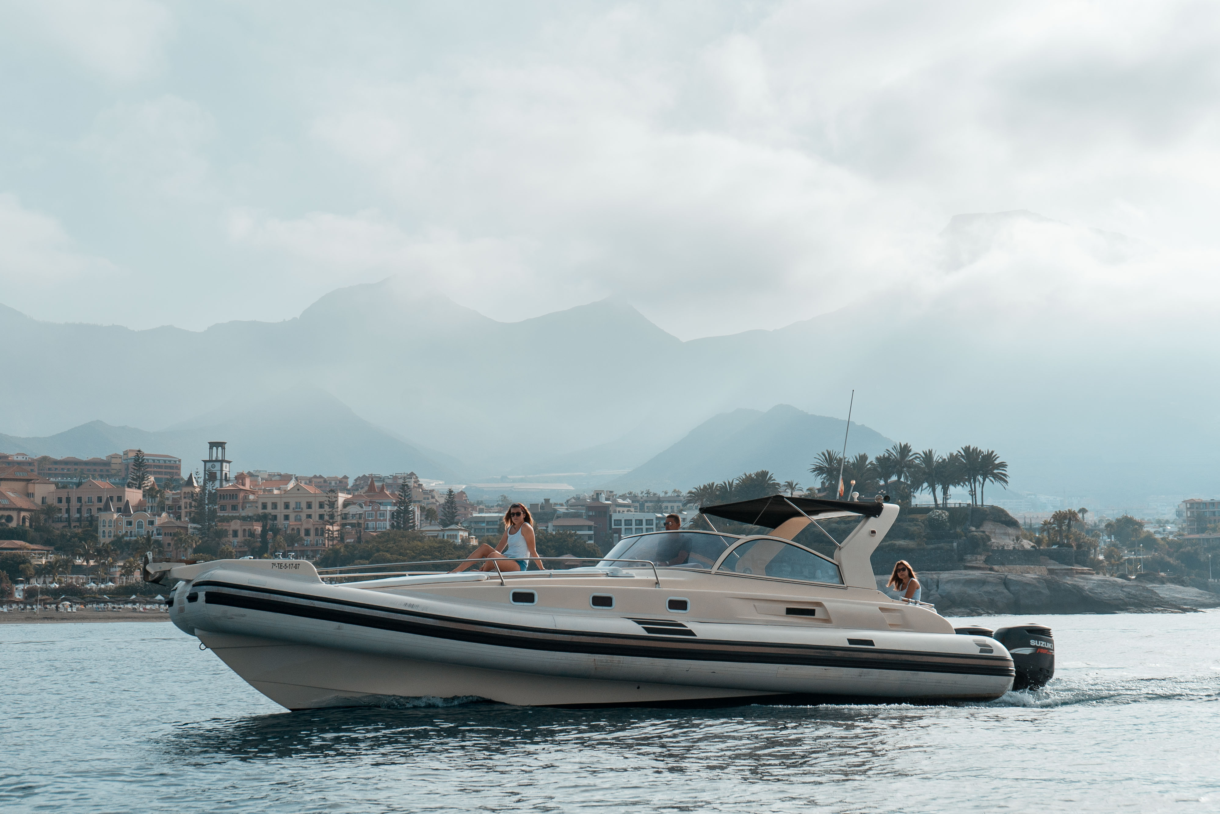 Opera 33 Yate
